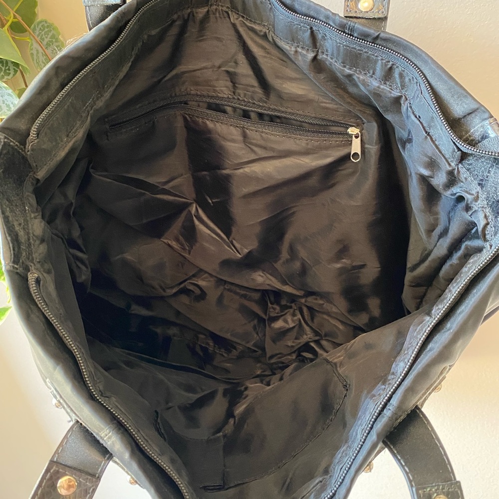 Large black tote - Picture 2 of 2